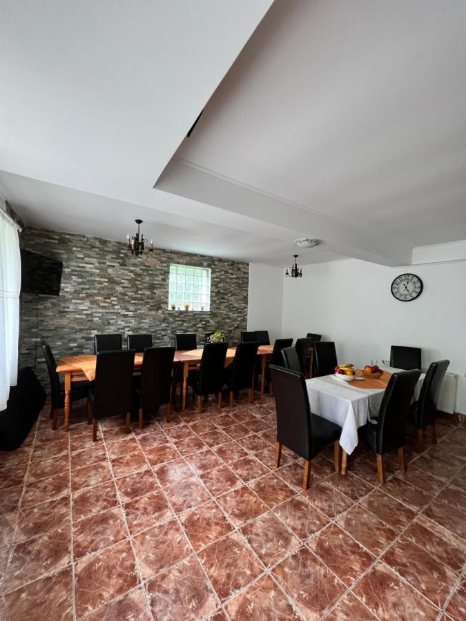 Casuta De Langa Padure Hotel Moeciu De Sus Exterior photo